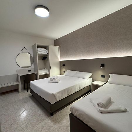 Residence Le Spiagge Rimini Exterior photo